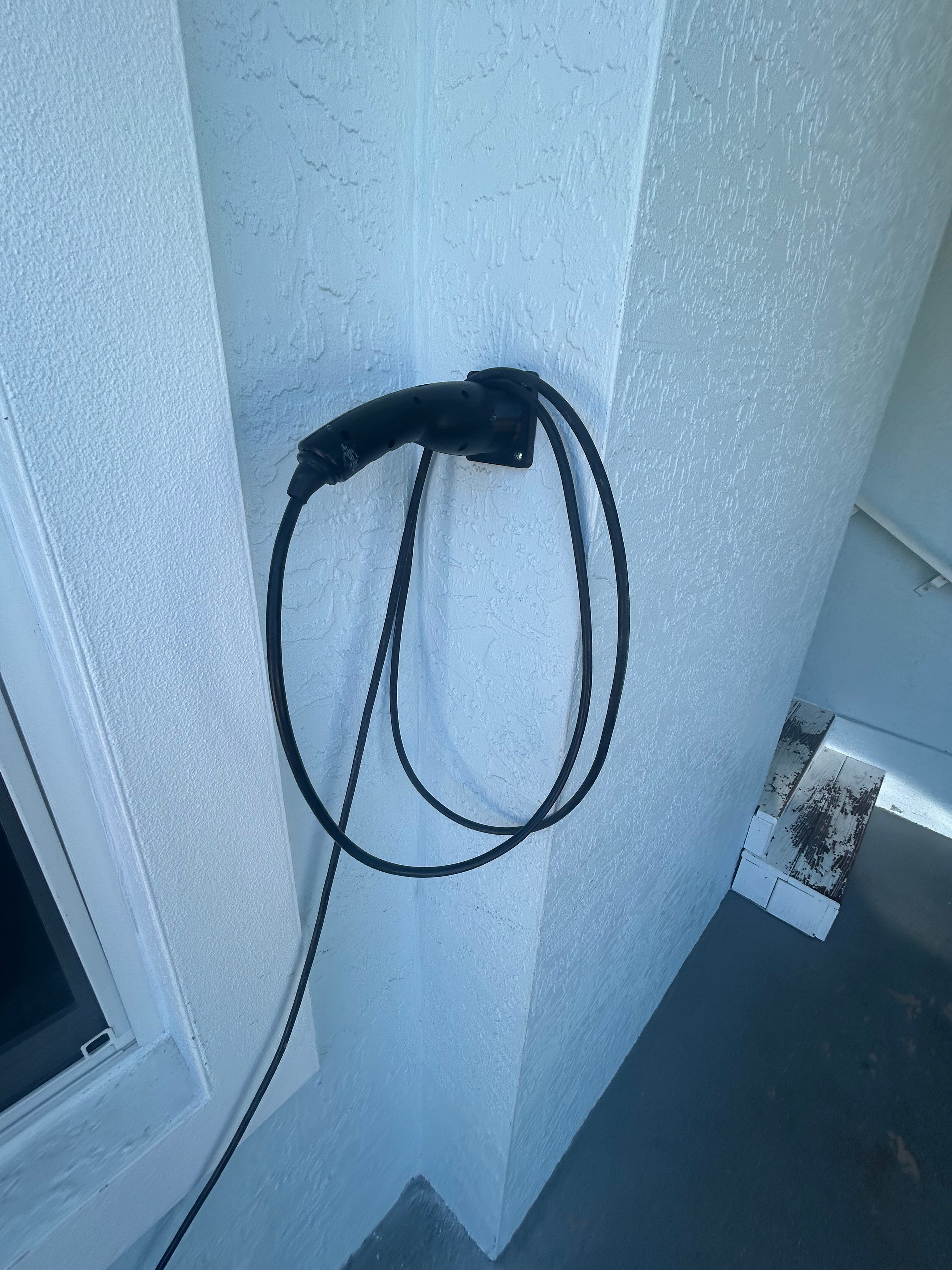 Golf Cart Cord Holder Icon or Evolution